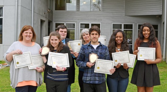 Delta State journalism students Laura Orsborn (left to right), Elisabetta Zengaro, Conor Bell (back row), Tiago Doneux, Aallyah Wright and La Tia Penn display a record number of Mississippi Press Association awards for news, editorials, features, photography, graphic design and general excellence. The awards were presented at the annual Better Newspaper Contest in Jackson on March 26. Associate professor Patricia Roberts, Delta Statement advisor, is fourth from left. (The Delta Statement)