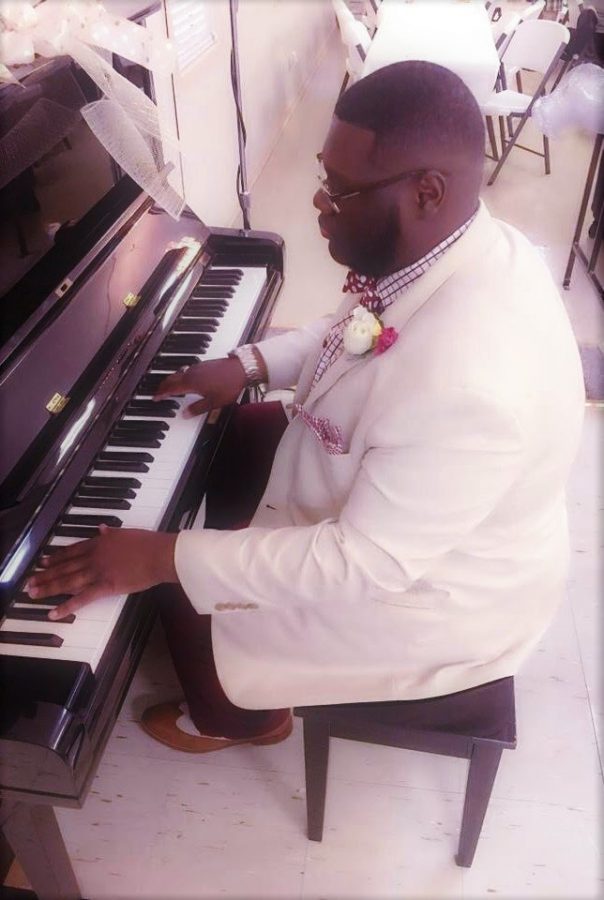 TreShaun+Malone+playing+the+piano+which+is+another+one+of+his+many+talents.+